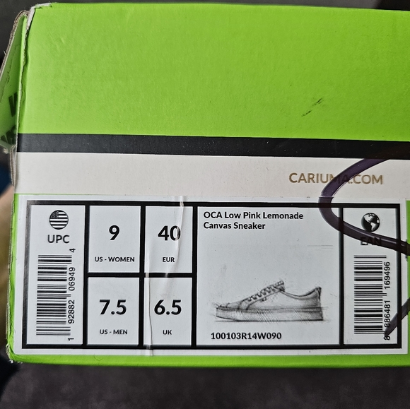 NIB cariuma pink lemonade oca canvas sneaker - Picture 6 of 6